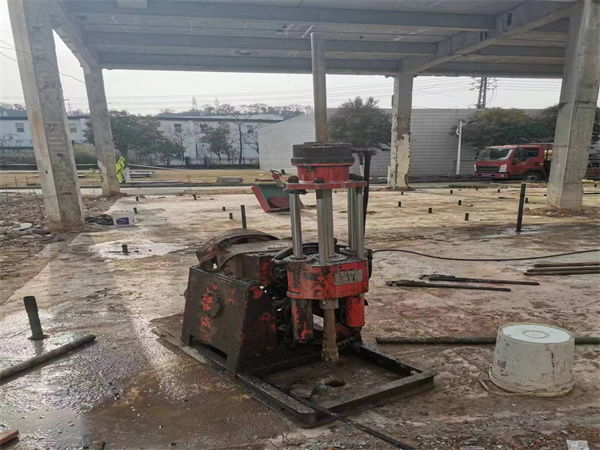 民众镇袖阀管小导管注浆加固施工工艺